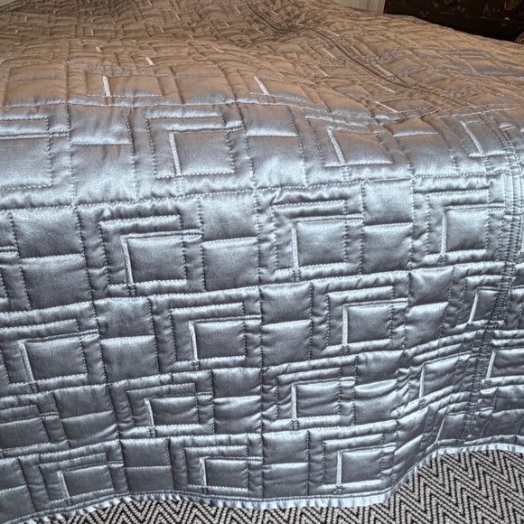 Hotel Collection Silver Quilted Square-Pattern Comforter - Picture 1 of 12
